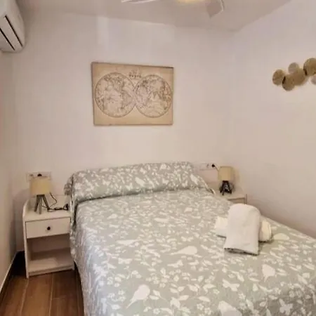 Moderno Zona Nervion. Wifi/ac Apartment Seville